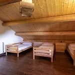 La Dimora Del Con Piscina Βίλα