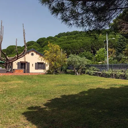 La Dimora Del Con Piscina Villa