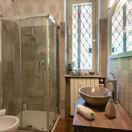 La Dimora Del Con Piscina Villa