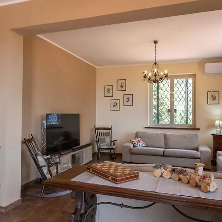 Villa La Dimora Del Con Piscina