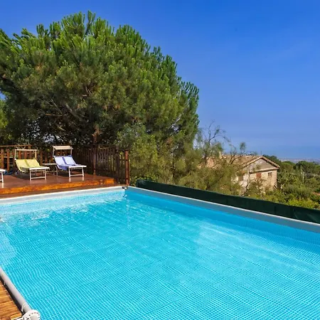La Dimora Del Con Piscina Villa