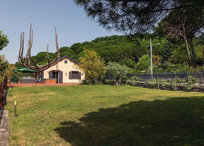 La Dimora Del Con Piscina Villa