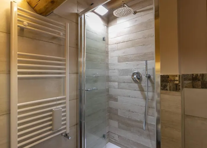 La Dimora Del Con Piscina Villa