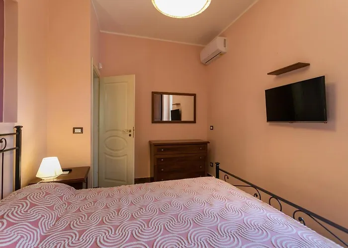 La Dimora Del Con Piscina Villa *