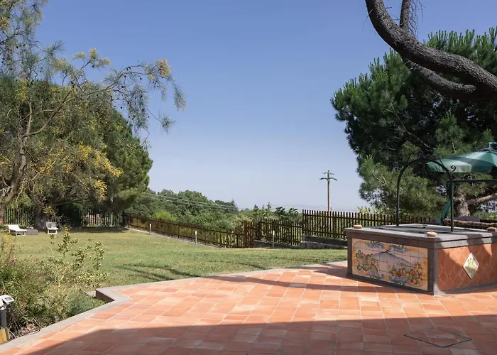 La Dimora Del Con Piscina Villa