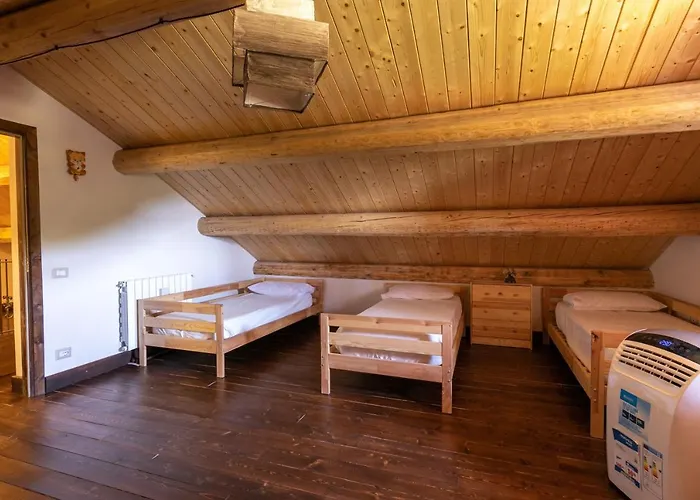 La Dimora Del Con Piscina Villa