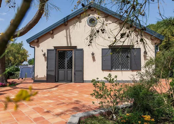 La Dimora Del Con Piscina Villa