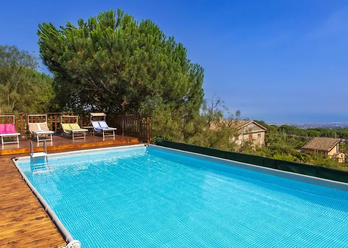 La Dimora Del Con Piscina Villa